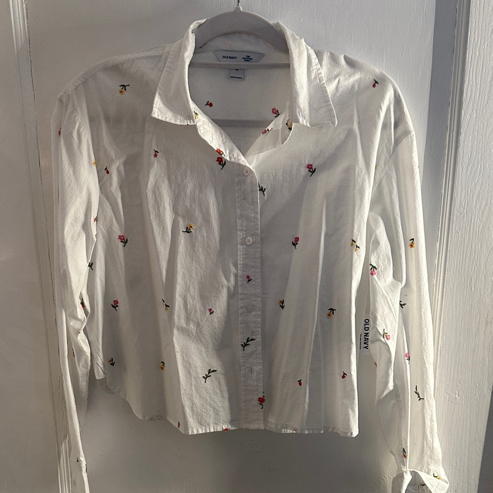 Old Navy White Shirt with Floral Embroidery